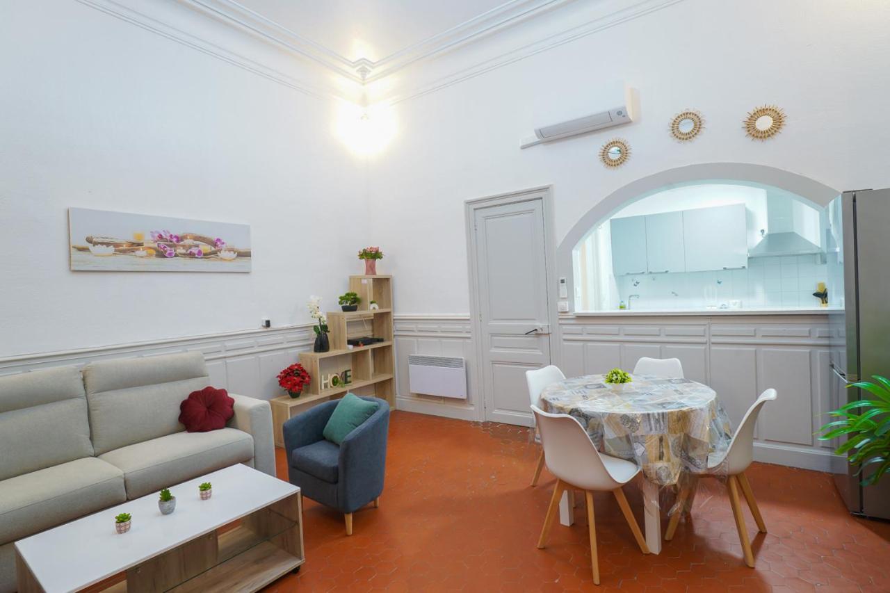 Appartement Du Forum,La Gare, 50 M2 , Climatisation, Garage, Cour Narbonne Exteriör bild