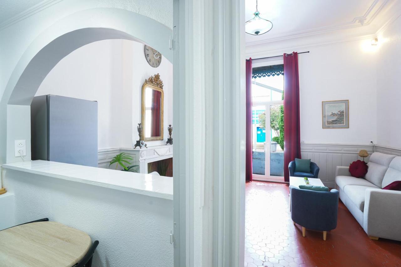 Appartement Du Forum,La Gare, 50 M2 , Climatisation, Garage, Cour Narbonne Exteriör bild