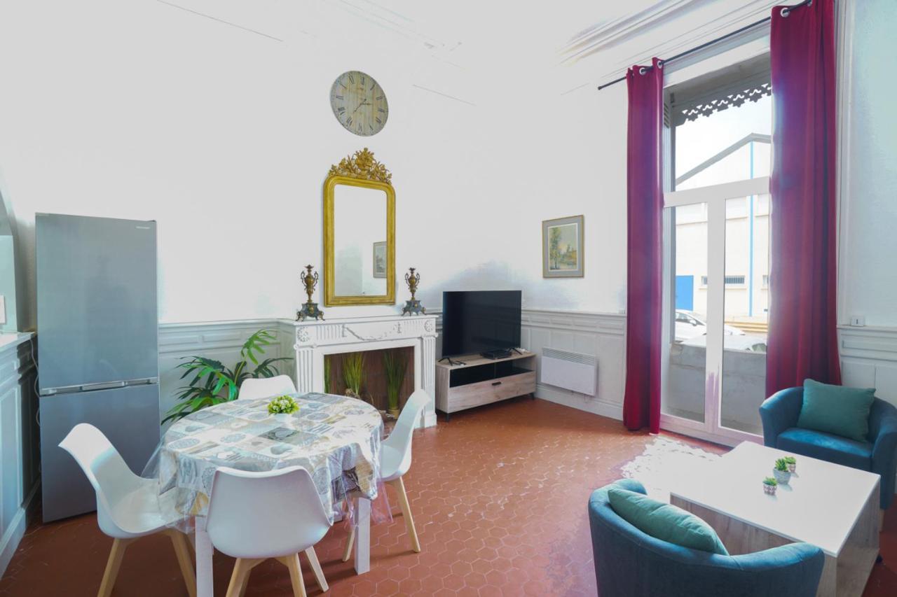 Appartement Du Forum,La Gare, 50 M2 , Climatisation, Garage, Cour Narbonne Exteriör bild