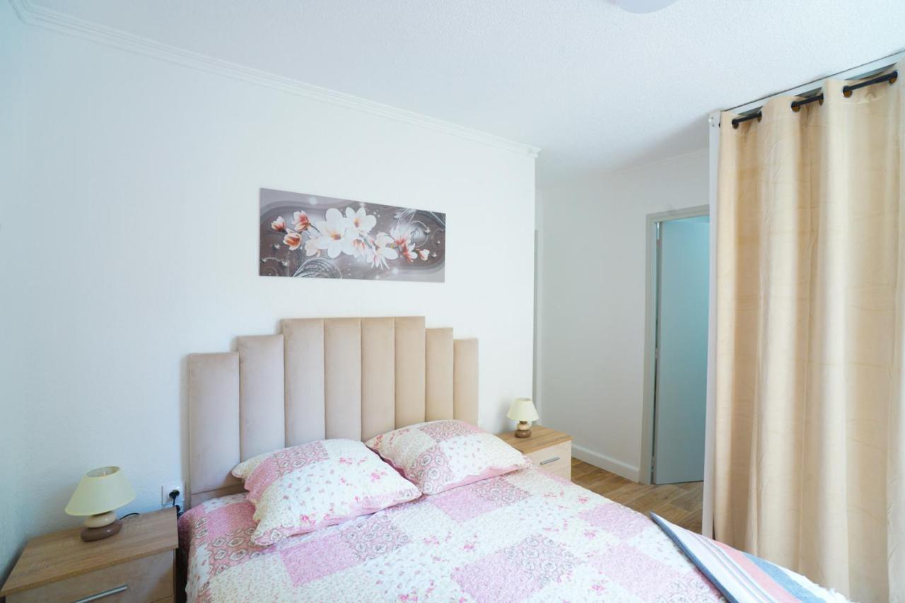 Appartement Du Forum,La Gare, 50 M2 , Climatisation, Garage, Cour Narbonne Exteriör bild